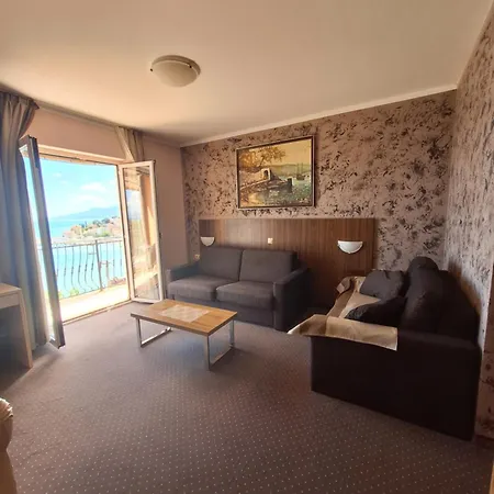 Vila With Private Parking And Breakfast,seaview Volosko