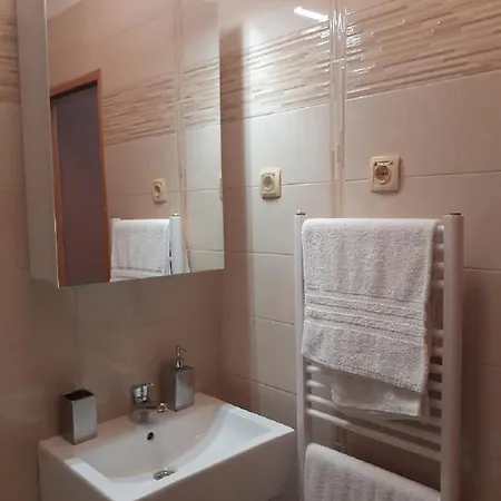 With Private Parking And Breakfast,seaview Villa